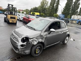 Fiat 500 HYBRID picture 5