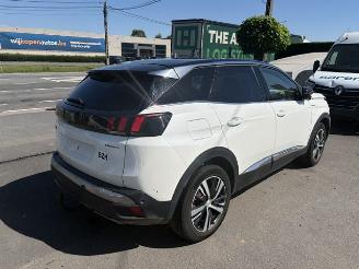 Damaged car Peugeot 3008 GT LINE PLUG IN HYBRID 2020/9