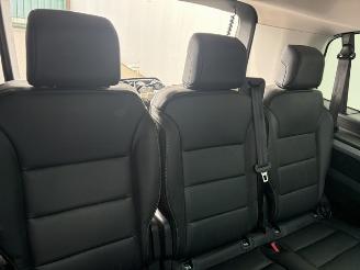 Peugeot Traveller 9 seats FULL OPTION picture 5