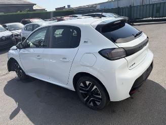 Voiture accidenté Peugeot 208 51KWH 2024/3