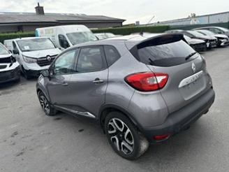 Vaurioauto  passenger cars Renault Captur  2014/3