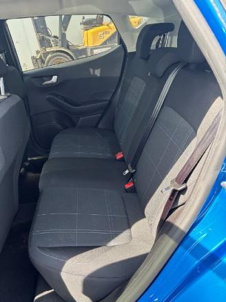 Ford Fiesta  picture 7