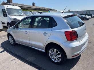 uszkodzony samochody osobowe Volkswagen Polo  2017/8