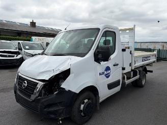 Nissan Nv400 DOUBLE WHEELS picture 4