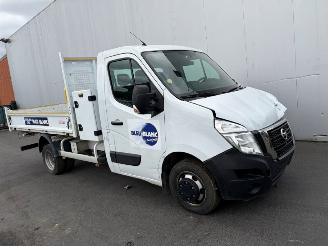 damaged commercial vehicles Nissan Nv400 DOUBLE WHEELS 2024/5