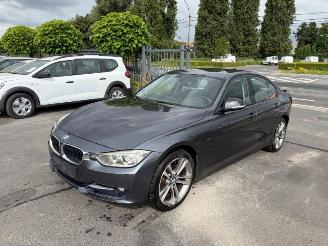 Auto incidentate BMW 3-serie AUTOMAAT 2012/11
