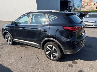 Coche accidentado MG ZS EV 51KWH 2024/1
