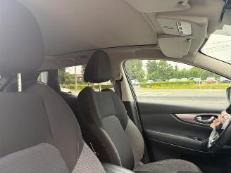Nissan Qashqai AUTOMAAT picture 6