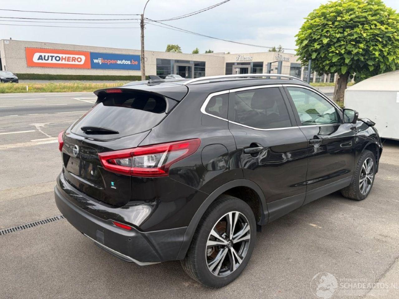 Nissan Qashqai AUTOMAAT