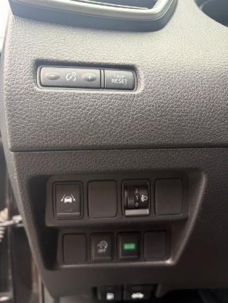 Nissan Qashqai AUTOMAAT picture 10