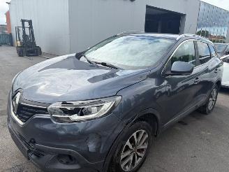 uszkodzony samochody osobowe Renault Kadjar  2016/9