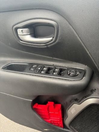 Jeep Renegade LIMITED EDTION picture 11