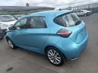 Vaurioauto  passenger cars Renault Zoé *50** 2020/6
