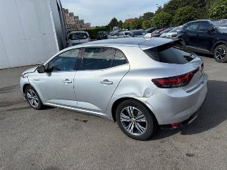 skadebil auto Renault Mégane  2021/4