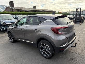 Damaged car Renault Captur  2023/6