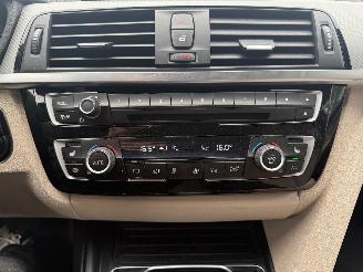 BMW 3-serie Touring 318i M Sport koelers OKE!! Kan rijdend mee picture 14