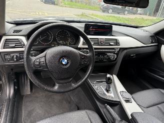 BMW 3-serie Touring 318i Executive picture 10