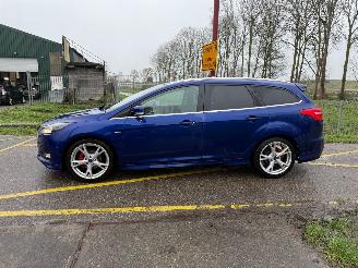 Ford Focus Wagon 1.0 Titanium picture 2