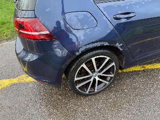 Volkswagen Golf 1.4 TSI ACT Business Edition R Connected picture 9