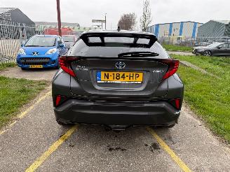 Toyota C-HR 1.8 Hybrid Style picture 4