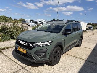 Voiture accidenté Dacia Jogger 1.0 TCe 100 ECO-G Extreme 7p. Lpg 2023/2