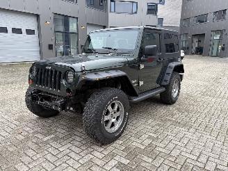 Voiture accidenté Jeep Wrangler 3.8 Sahara 2010/4