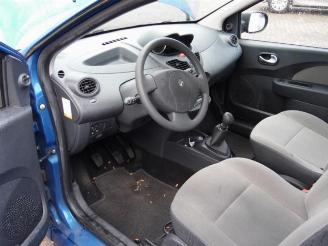 Renault Twingo Twingo II (CN), Hatchback 3-drs, 2007 / 2014 1.2 16V picture 11