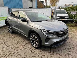 disassembly passenger cars Renault Austral Austral, SUV, 2022 1.2 E-Tech Full Hybrid 200 2023/9