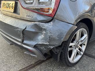 Audi A1 1.2 TFSI 2x s-line NAP Rijdbare schade! picture 12
