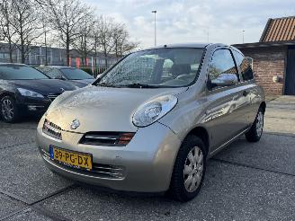 Schadeauto Nissan Micra 1.2 Visa Automaat rijdbaar NAP 2004/1