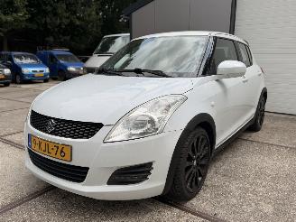 uszkodzony samochody osobowe Suzuki Swift 1.2 EASS Airco Sport! 2013/1