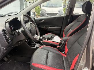Kia Picanto 1.0 GT-Line NAP Origineel NL picture 21