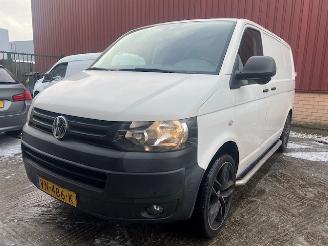 skadebil bedrijf Volkswagen Transporter AUTOMAAT , LEDER NETTE BUS 140PK 2015/3