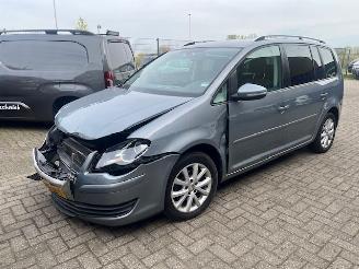 Unfallwagen Volkswagen Touran 1.4 TSI 6 bak 2009/9