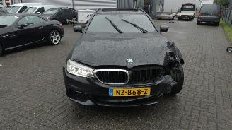 Unfallwagen BMW 5-serie 520d Touring High execut M-sport Pano Super mooie auto!! 2017/1