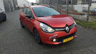 skadebil auto Renault Clio Estate 1.5 dCi Dynamique nette auto 2014/1