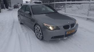 Damaged car BMW 5-serie 530i executive ,rijdt goed ,gebruikersschade! 2003/1