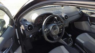 Audi A1 1.2 s edition rijdbare schade picture 9