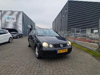 skadebil auto Volkswagen Polo 1.4 189000 km geen schade (inruilauto) 2004/1