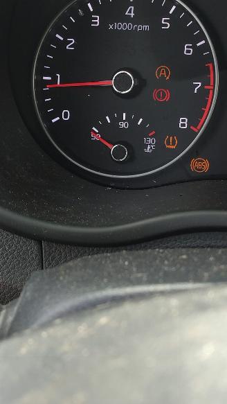 Kia Picanto 1.0DPI Comforline mooie auto !! picture 12