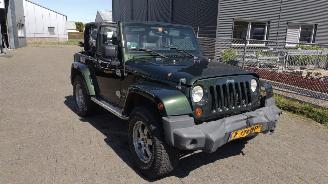 Damaged car Jeep Wrangler 3.8 V6 Automaat 4x4 Sahara Edition 148dkm Leuke auto! 2010/1