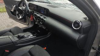 Mercedes A-klasse A200 AMG 2020 100.000 km! picture 18