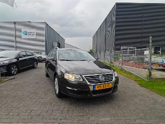 skadebil auto Volkswagen Passat 2.0 Highline FSI Business Nette auto 2007/1