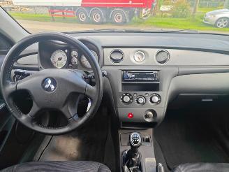Mitsubishi Outlander 2.0 invite plus lichte rijdbare schade nette auto! picture 13