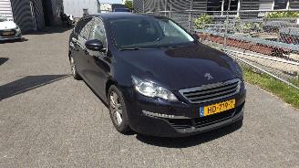 Damaged car Peugeot 308 1.6 hdi premium euro6 rijdbare schade ! 2015/1