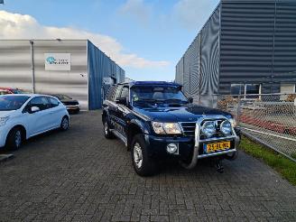 uszkodzony samochody osobowe Nissan Patrol 3.0 lang automaat zeer nette auto geen schade 2004/1