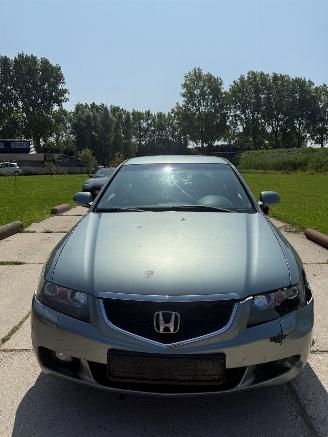 uszkodzony samochody osobowe Honda Accord 2.0 i-VTEC 2004/1