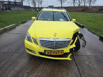 Schadeauto Mercedes E-klasse  2011/4