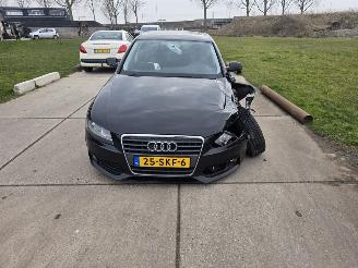 Damaged car Audi A4 B8 Sedan 2011/1