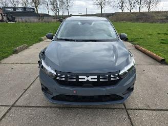 krockskadad bil auto Dacia Sandero  2025/1